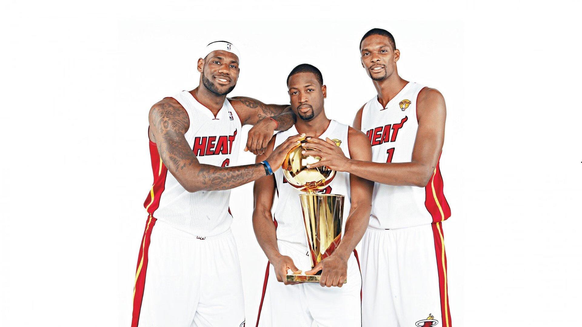 杨鸣告别特辑（二）生涯扣篮寥寥却成经典<a href=