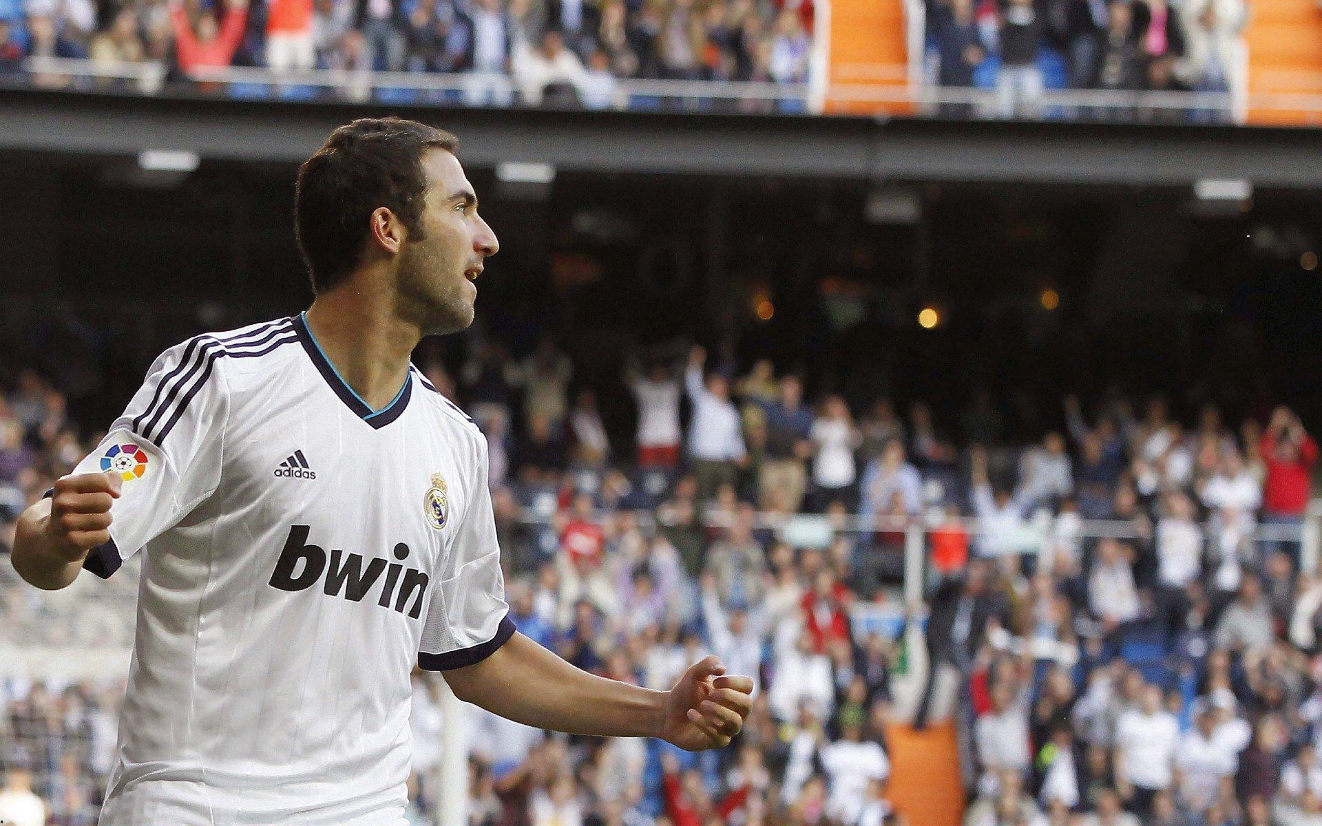 基恩痛批安菲尔德嘘声，自家球迷嘲讽本地青训瑰宝，何谈风度与忠诚？