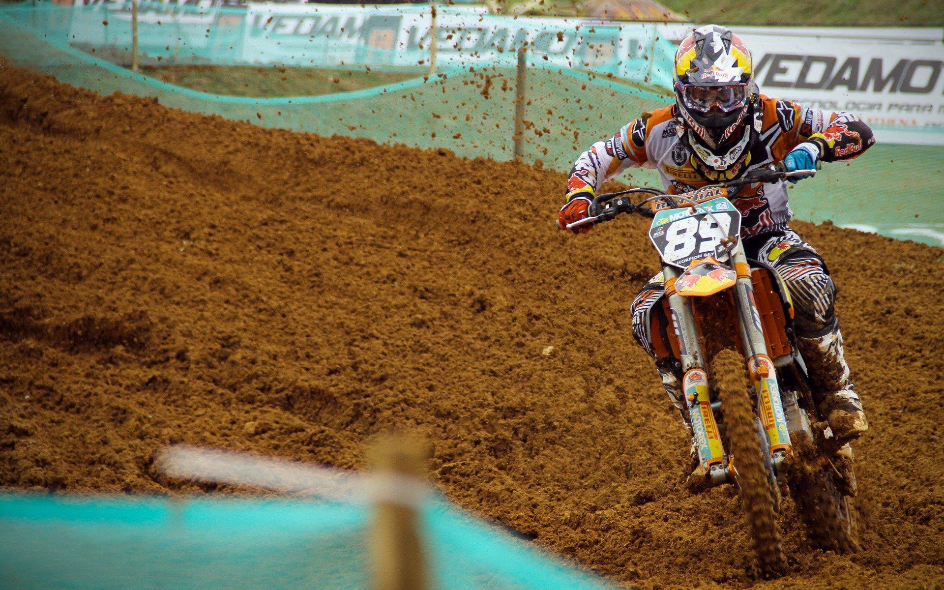 安菲尔德惊现百年雪崩!卫冕冠军利物浦主场0-3溃败,克洛普时代蒙上最深阴影