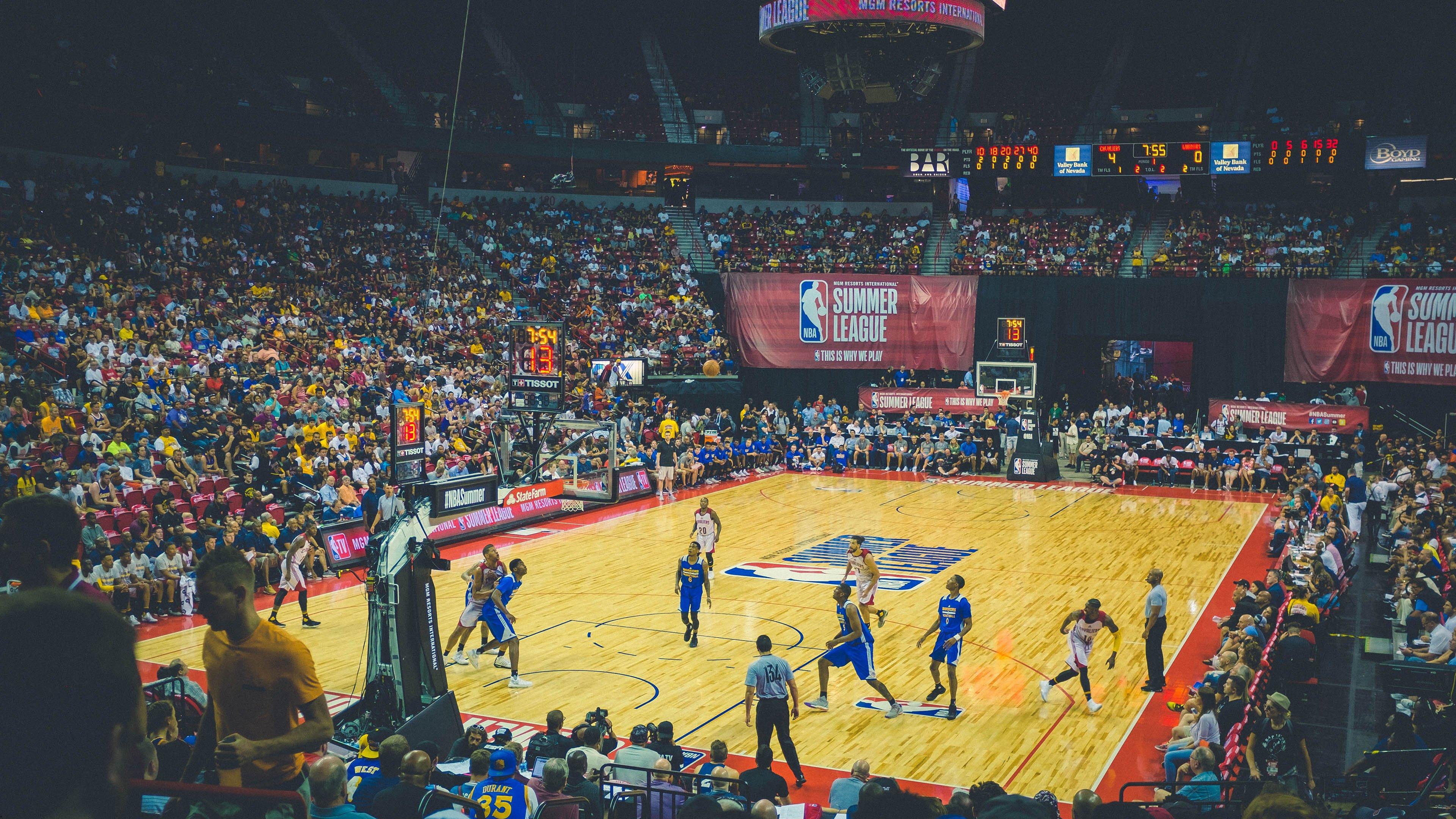 马卡报曝贝蒂斯引援遇阻,追逐安东尼交易陷入僵局前景黯淡